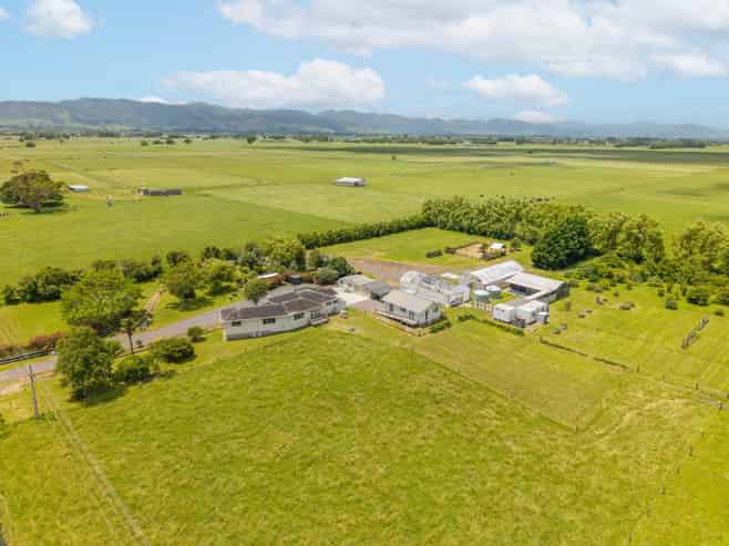 1922 State Highway 25, Pipiroa