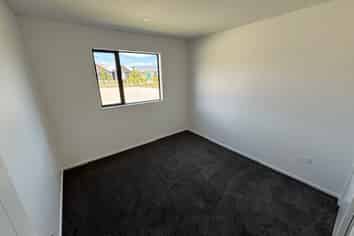 4 Booth Street, Cromwell