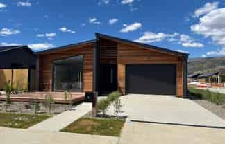 4 Booth Street, Cromwell