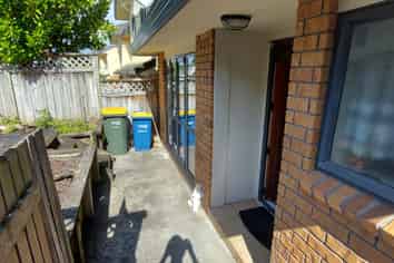 22/2 Arawa Street, New Lynn