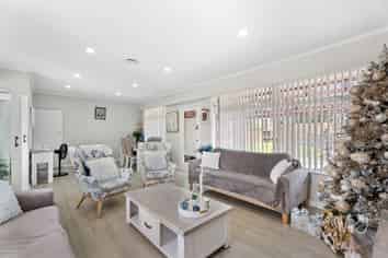 25 Great South Road, Papatoetoe