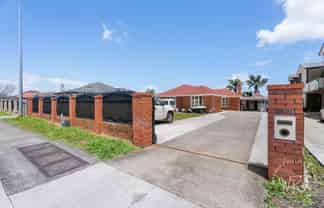 25 Great South Road, Papatoetoe