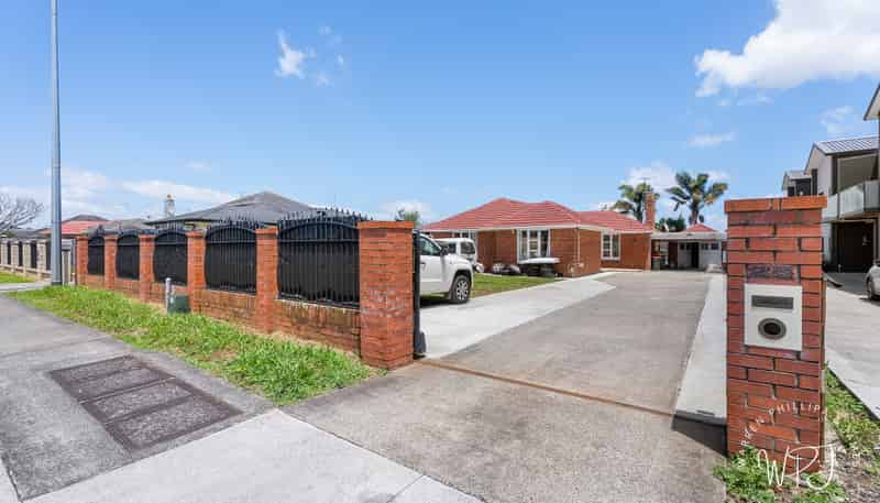 25 Great South Road, Papatoetoe