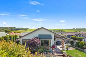 44 Hodgkins Street, Pukehangi