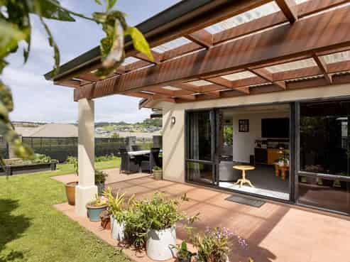 2 Brackenburn Drive, Ohauiti