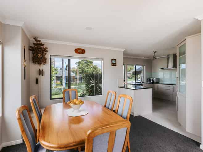 2 Brackenburn Drive, Ohauiti