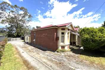 6 Wangaloa Road, KAITANGATA