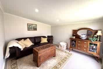 6 Wangaloa Road, KAITANGATA