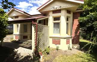 6 Wangaloa Road, KAITANGATA