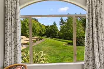 96 Totara View Road, WAKEFIELD