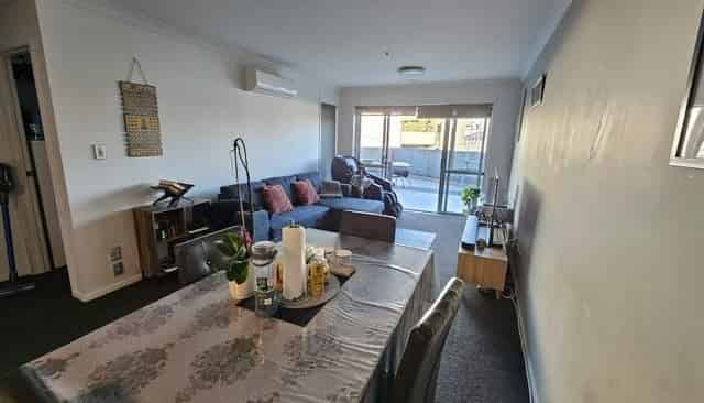 2/15 Minnie Street, Eden Terrace