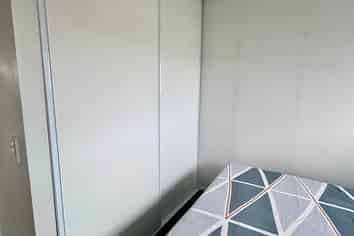 B8/101 Caledonian Road, Saint Albans