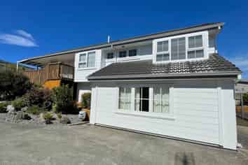 4 Palmyra Way, Half Moon Bay