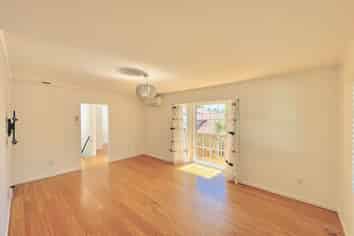 4 Palmyra Way, Half Moon Bay