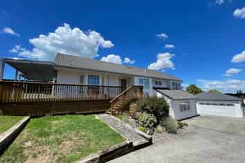 4 Palmyra Way, Half Moon Bay