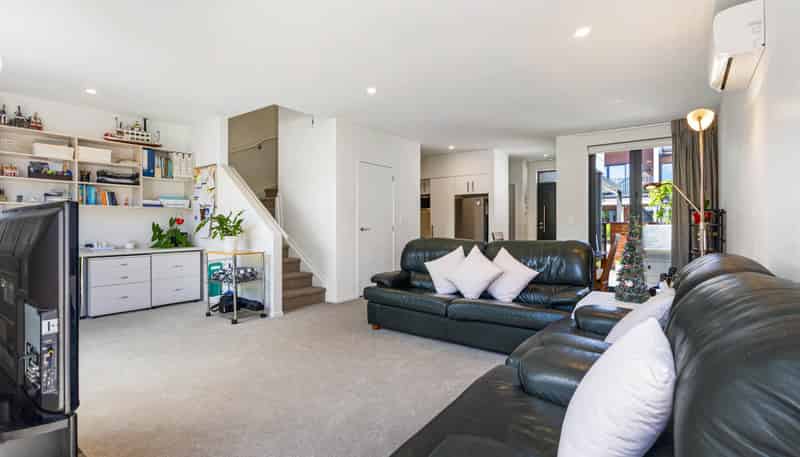 21 Gateway Avenue, Beachlands