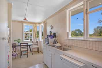 42 Francis Drake Street, Waipukurau and Surrounds