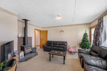 42 Francis Drake Street, Waipukurau and Surrounds