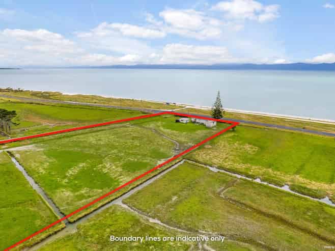 587 East Coast Road, Kaiaua