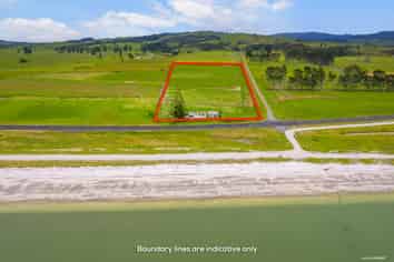 587 East Coast Road, Kaiaua