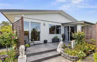 88 Acacia Drive, Levels