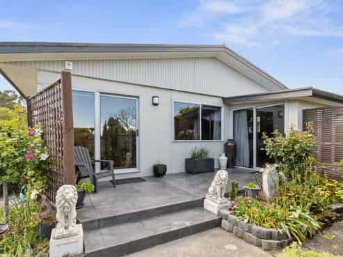 88 Acacia Drive, Levels