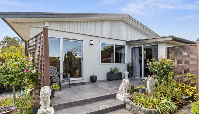 88 Acacia Drive, Levels