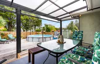 32 Third Avenue, Avenues