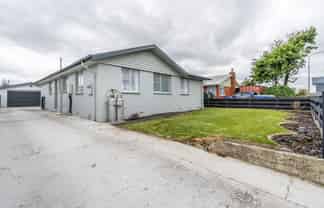 75 Glenalmond Crescent, Rockdale