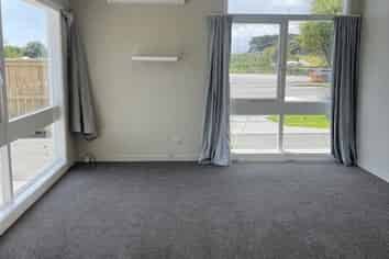 492 Main South Road, Paroa