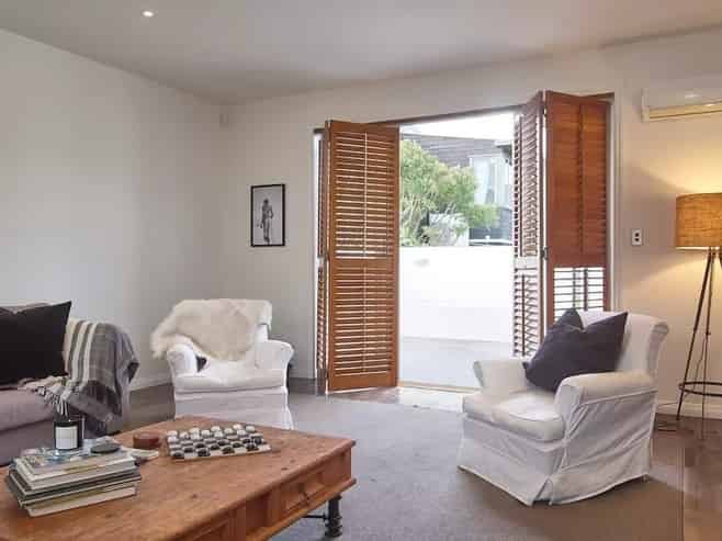 6 Cheltenham Street, Merivale