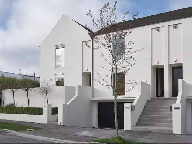 6 Cheltenham Street, Merivale