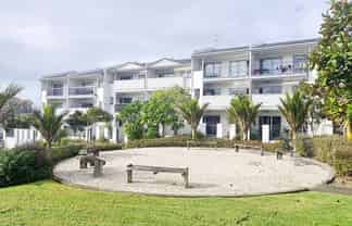 E1/60 Masons Road, Pinehill