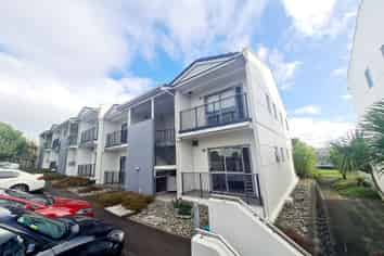 E1/60 Masons Road, Pinehill