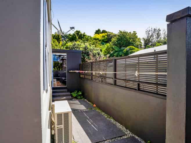 70 Seaview Road, Marfell