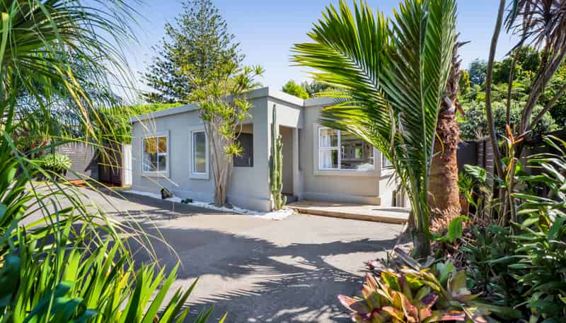 70 Seaview Road, Marfell