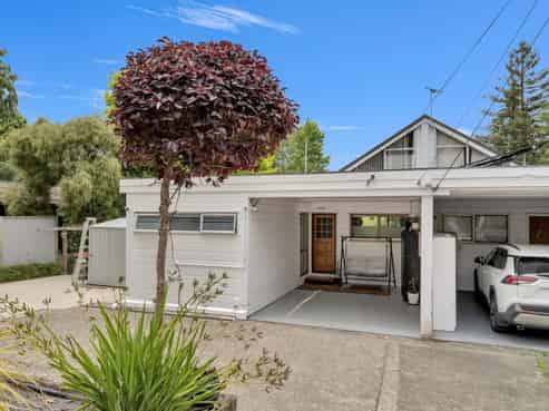 100B Grand Vue Road, Kawaha Point