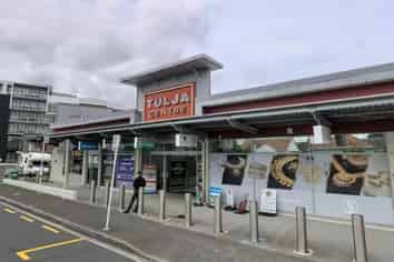 Affordable Retail in Busy Tulja Centre