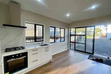 28a Kimber Hall Avenue, Mount Roskill