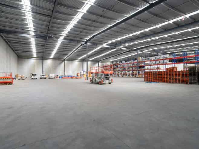 A-GRADE FACILITY WITH SEAMLESS ACCESS
