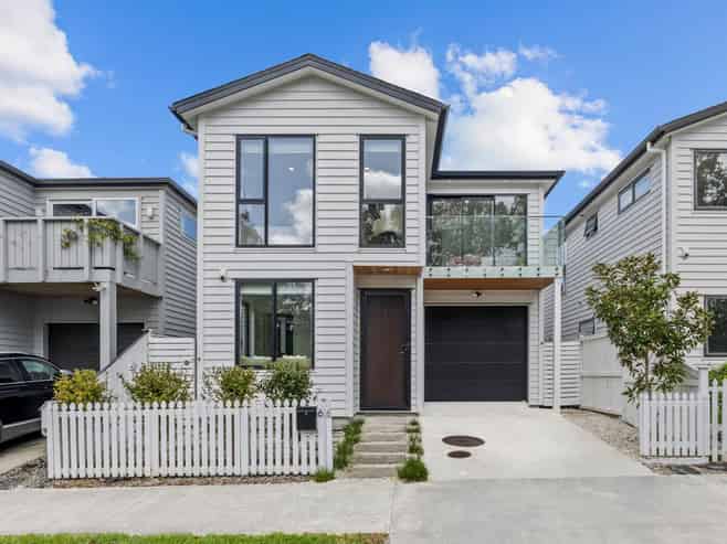 66  Kano Way, Hobsonville