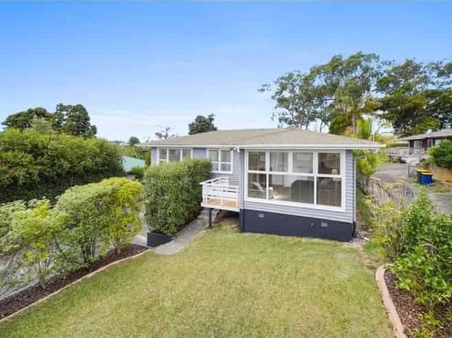 8 Arrow Road, Forrest Hill