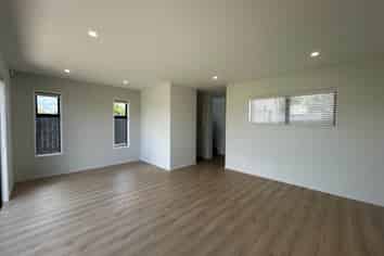 56E Nelson Street, Pukekohe