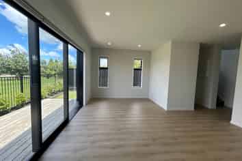 56E Nelson Street, Pukekohe