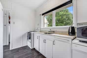 10A Galloway Street, Hamilton East