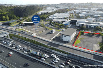 HIGH-EXPOSURE YARD - LEASING AVAILABLE 
