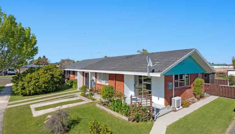 2/1 Noel Mills Place , Whakatane