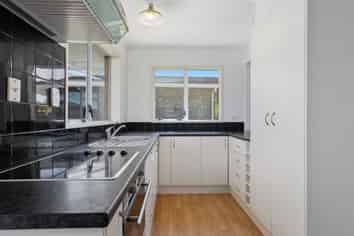 2/1 Noel Mills Place , Whakatane