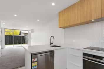 31A Oxley Avenue, Saint Albans