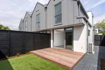 31A Oxley Avenue, Saint Albans